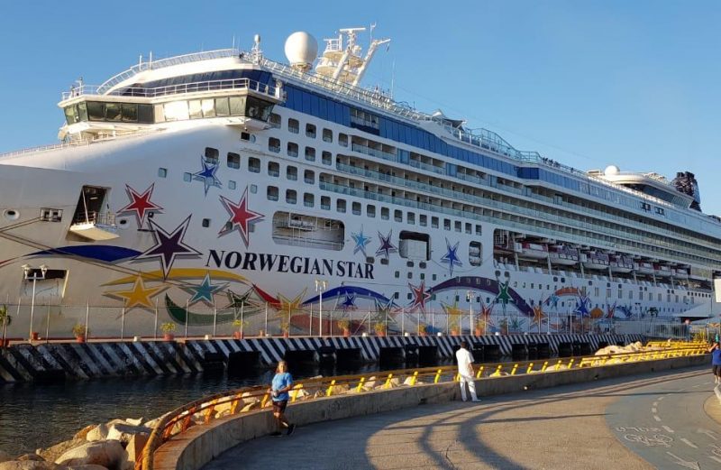 Arriba a Guerrero el crucero Norwegian Star; más de 3 mil turistas a bordo